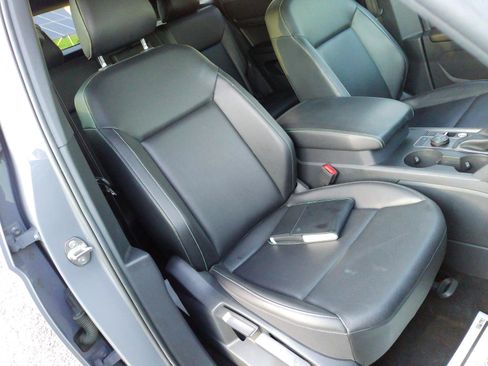 Used 2020 Volkswagen Atlas Cross Sport SE AWD/4WD image 42