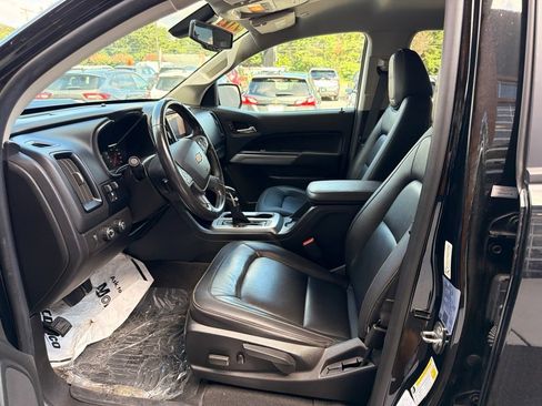 Used 2022 Chevrolet Colorado ZR2 AWD/4WD image 9