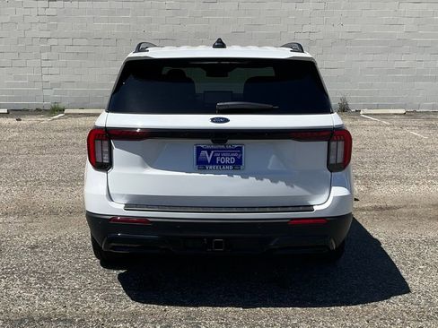 Used 2026 Ford Explorer ST-Line w/ ST-Line Street Pack image 5