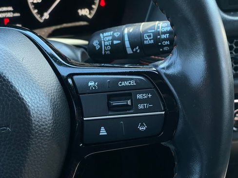 Certified 2025 Honda HR-V Sport image 13