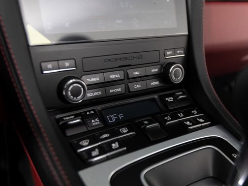 Certified 2024 Porsche 718 Boxster S image 21