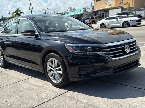 Used 2020 Volkswagen Passat 2.0T SE w/ Sunroof Package FWD image 16