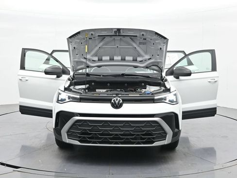 Used 2025 Volkswagen Taos S FWD image 39