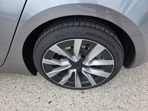 Used 2025 Tesla Model 3 Long Range RWD image 5