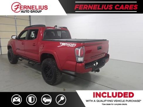 Used 2022 Toyota Tacoma TRD Sport w/ TRD Premium Sport Package AWD/4WD image 7