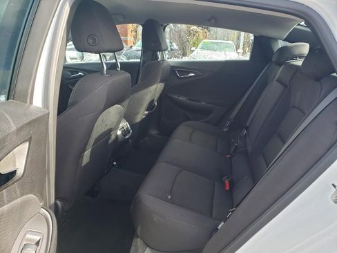 Used 2024 Chevrolet Malibu LT FWD image 17