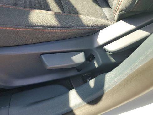Used 2024 Ford Maverick XLT FWD image 7