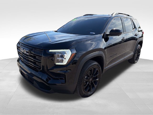 Used 2026 GMC Terrain Elevation w/ Elevation Premium Package FWD image 3