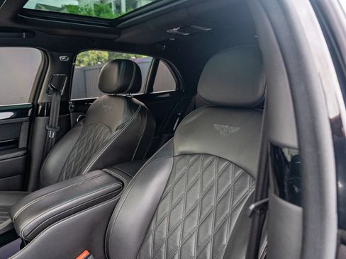 Used 2017 Bentley Mulsanne RWD image 19