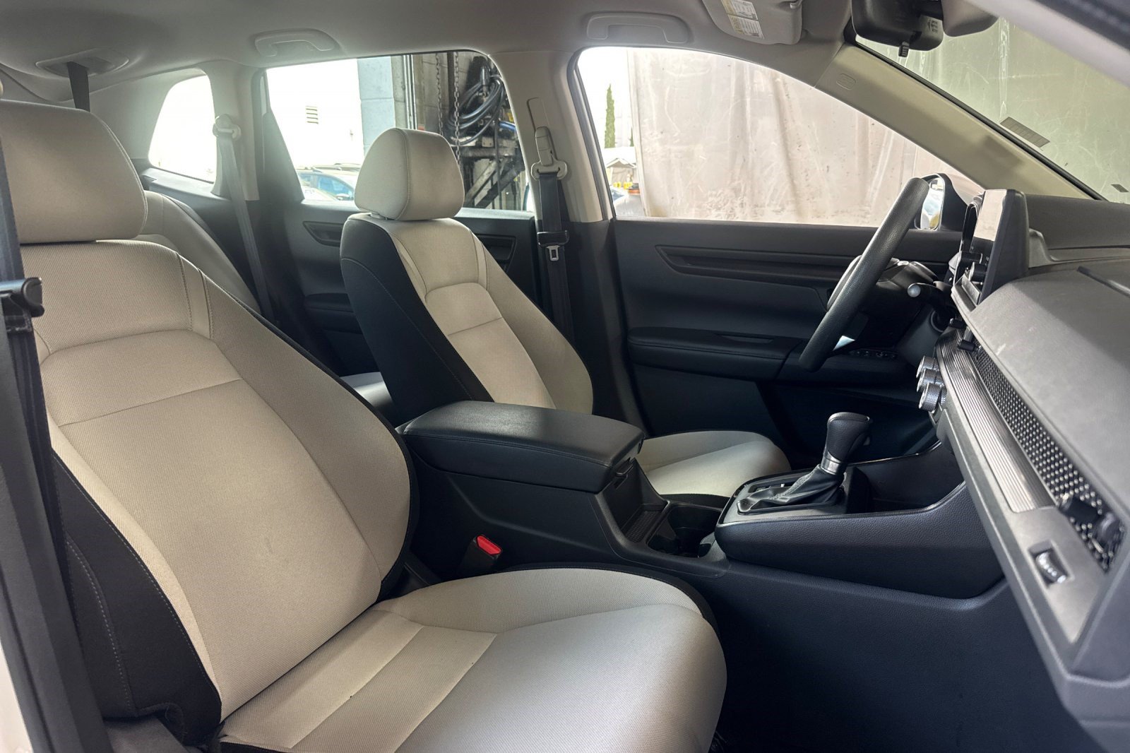Used 2024 Honda CR-V LX image 27