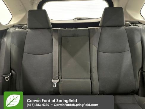 Used 2019 Toyota RAV4 LE image 21