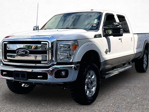 Used 2011 Ford F350 Lariat w/ Lariat Ultimate Pkg AWD/4WD image 3