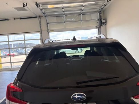 Used 2021 Subaru Forester Limited AWD/4WD image 9