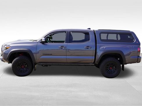 Used 2023 Toyota Tacoma TRD Pro AWD/4WD image 9