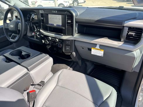 New 2026 Ford F550 4x4 Crew Cab Super Duty image 18