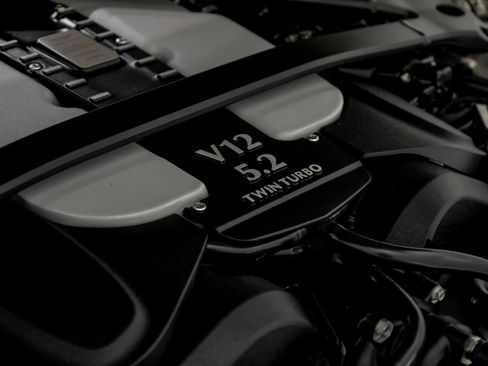 Used 2023 Aston Martin V12 Vantage image 43