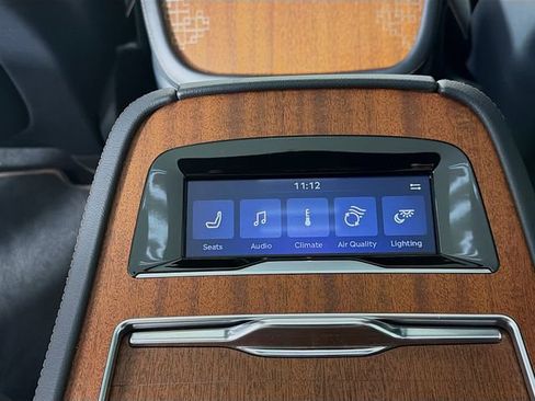 Certified 2025 Lincoln Navigator Black Label AWD/4WD image 31