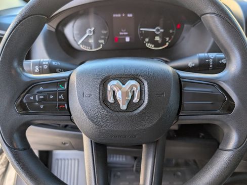 Used 2023 RAM ProMaster 2500 w/ Convenience Group image 17