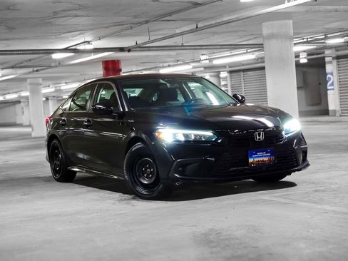 Certified 2023 Honda Civic LX image 4