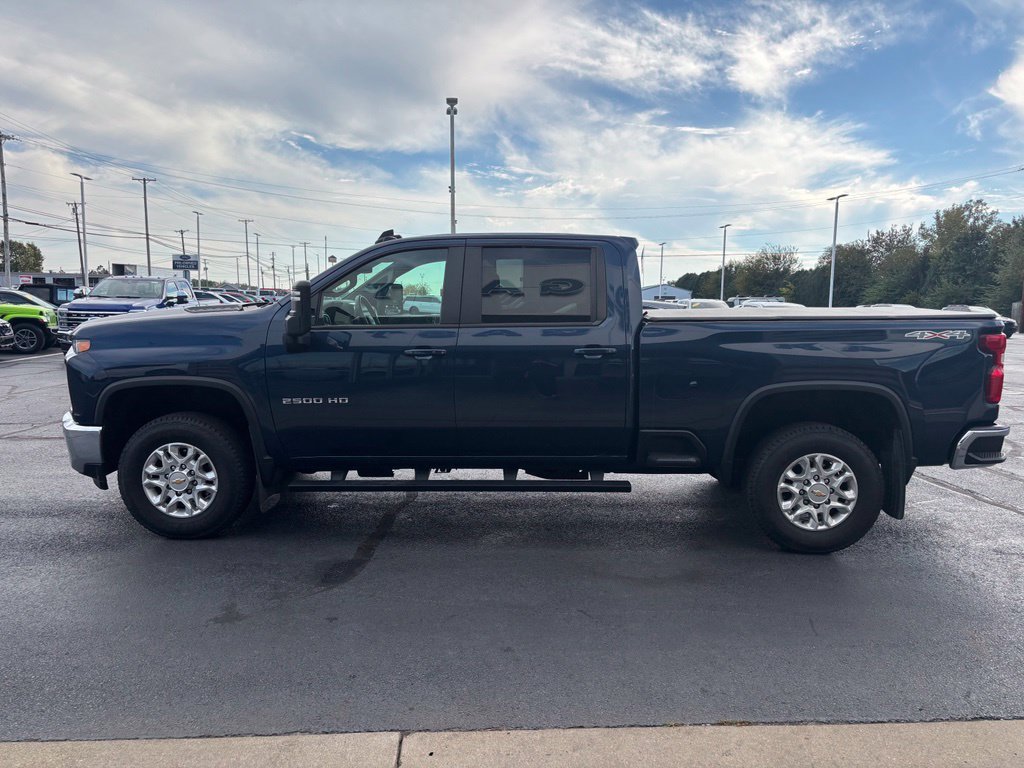 Used 2022 Chevrolet Silverado 2500 LT w/ Convenience Package AWD/4WD image 8