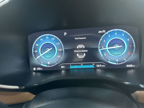Used 2023 Hyundai Santa Fe Calligraphy FWD image 16