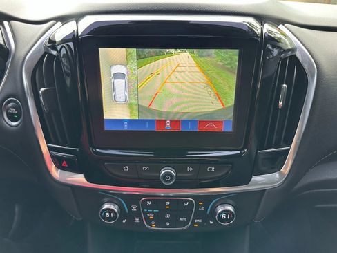 Used 2019 Chevrolet Traverse RS w/ LPO, Floor Liner Package image 21