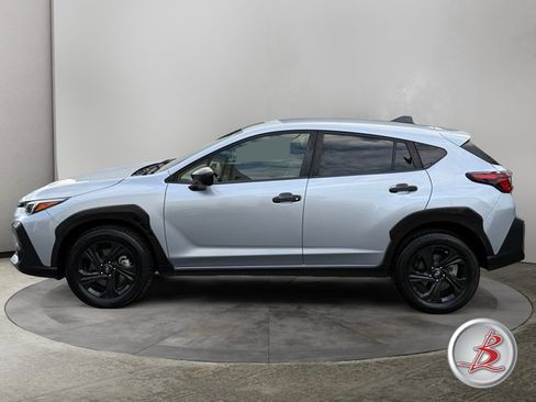 Used 2024 Subaru Crosstrek 2.0i AWD/4WD image 4