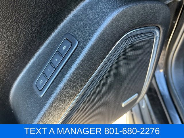 Used 2020 GMC Yukon XL SLT AWD/4WD image 16