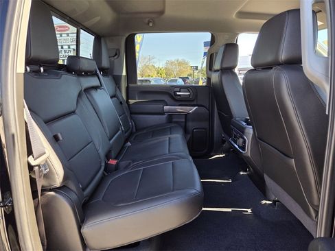 Used 2020 Chevrolet Silverado 2500 LTZ w/ LTZ Plus Package image 18