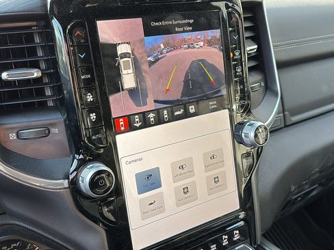 Certified 2023 RAM 1500 Laramie image 18