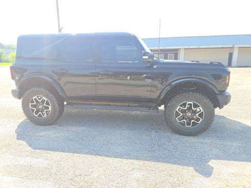 Used 2024 Ford Bronco Outer Banks AWD/4WD image 8