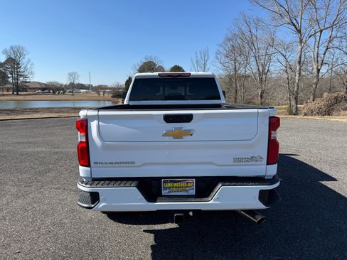 Used 2024 Chevrolet Silverado 3500 High Country w/ High Country Premium Package image 4