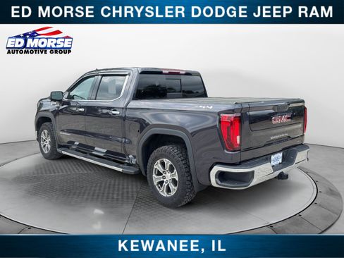 Used 2022 GMC Sierra 1500 SLT w/ SLT Convenience Package AWD/4WD image 3