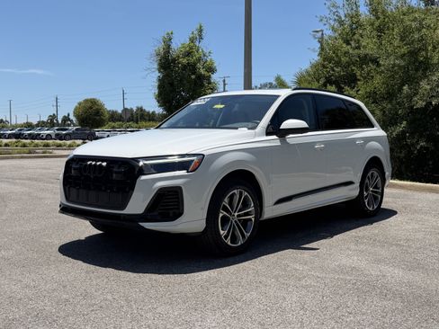 Used 2026 Audi Q7 3.0T Premium w/ Convenience Plus Package AWD/4WD image 7