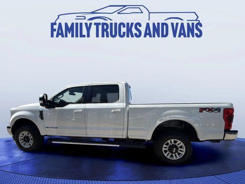 Used 2019 Ford F350 Lariat w/ Lariat Value Package AWD/4WD image 2