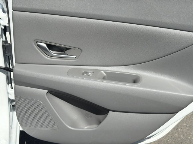 Used 2026 Hyundai Elantra Sport w/ Cargo Package FWD image 36