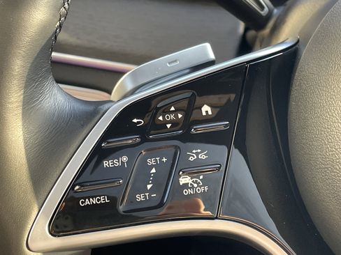 Certified 2025 Mercedes-Benz GLE 450 4MATIC image 27