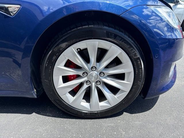 Used 2019 Tesla Model S Performance AWD/4WD image 25