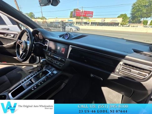 Used 2019 Porsche Macan image 15