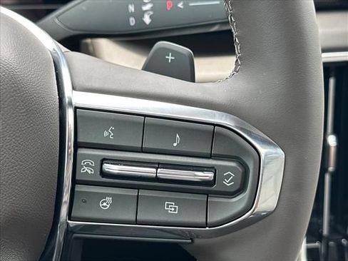 New 2026 GMC Yukon Elevation w/ Elevation Premium Package AWD/4WD image 34