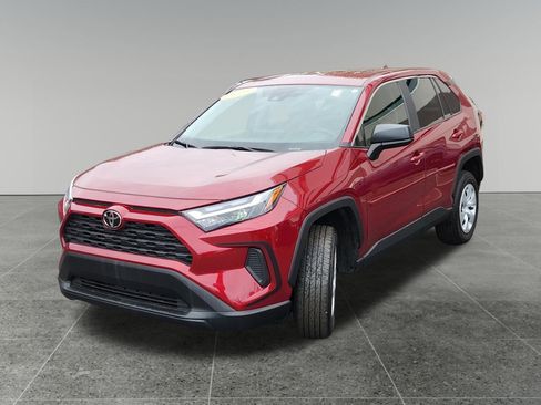 Certified 2025 Toyota RAV4 LE FWD image 3
