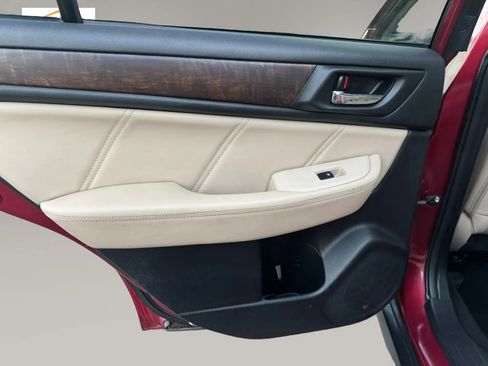 Used 2018 Subaru Outback 2.5i Limited w/ Popular Package #2 image 19