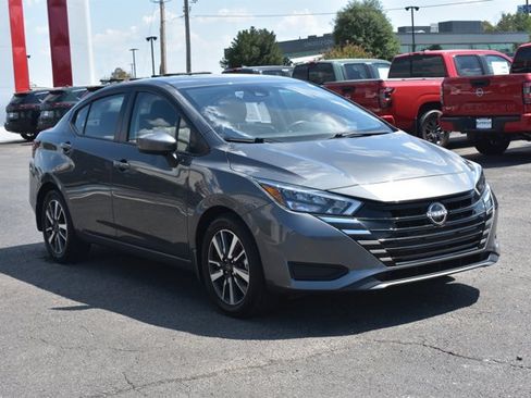 Used 2025 Nissan Versa SV w/ Trunk Package FWD image 3