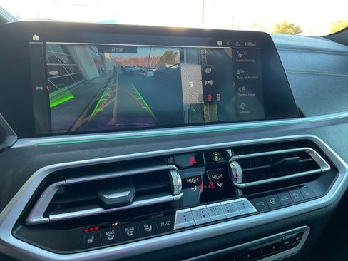 Used 2022 BMW X5 xDrive40i w/ Premium Package image 19