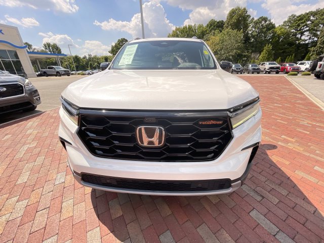 Certified 2024 Honda Pilot TrailSport image 27