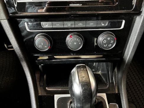 Used 2018 Volkswagen GTI S FWD image 24