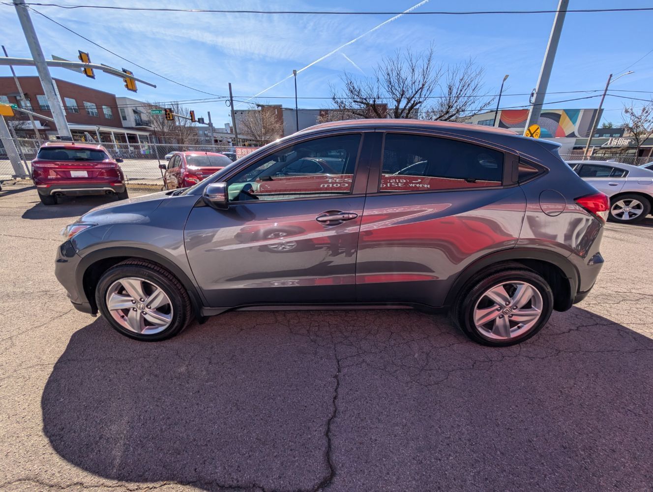 Used 2019 Honda HR-V EX image 9