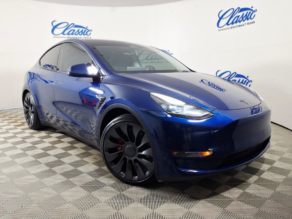 Used 2025 Tesla Model Y Performance AWD/4WD image 1
