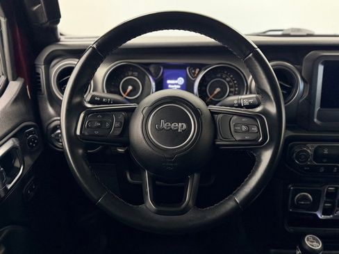 Used 2022 Jeep Gladiator Sport AWD/4WD image 13