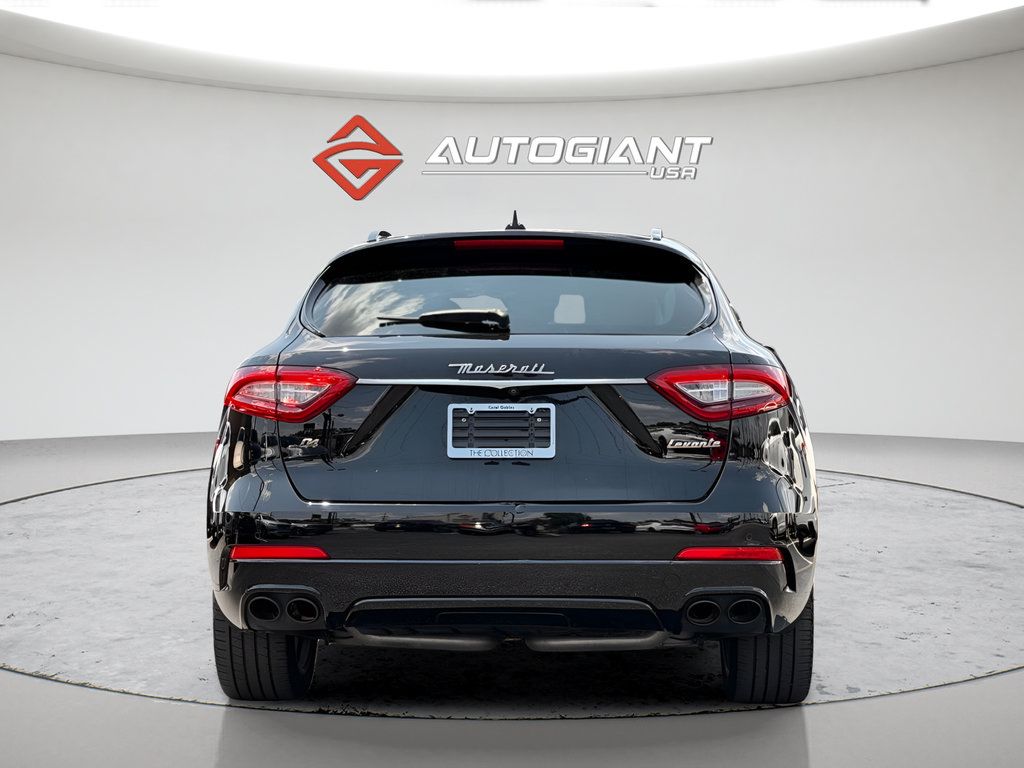 Used 2020 Maserati Levante AWD/4WD image 6